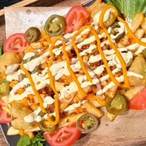 Chili Cheese & Løkring Fries